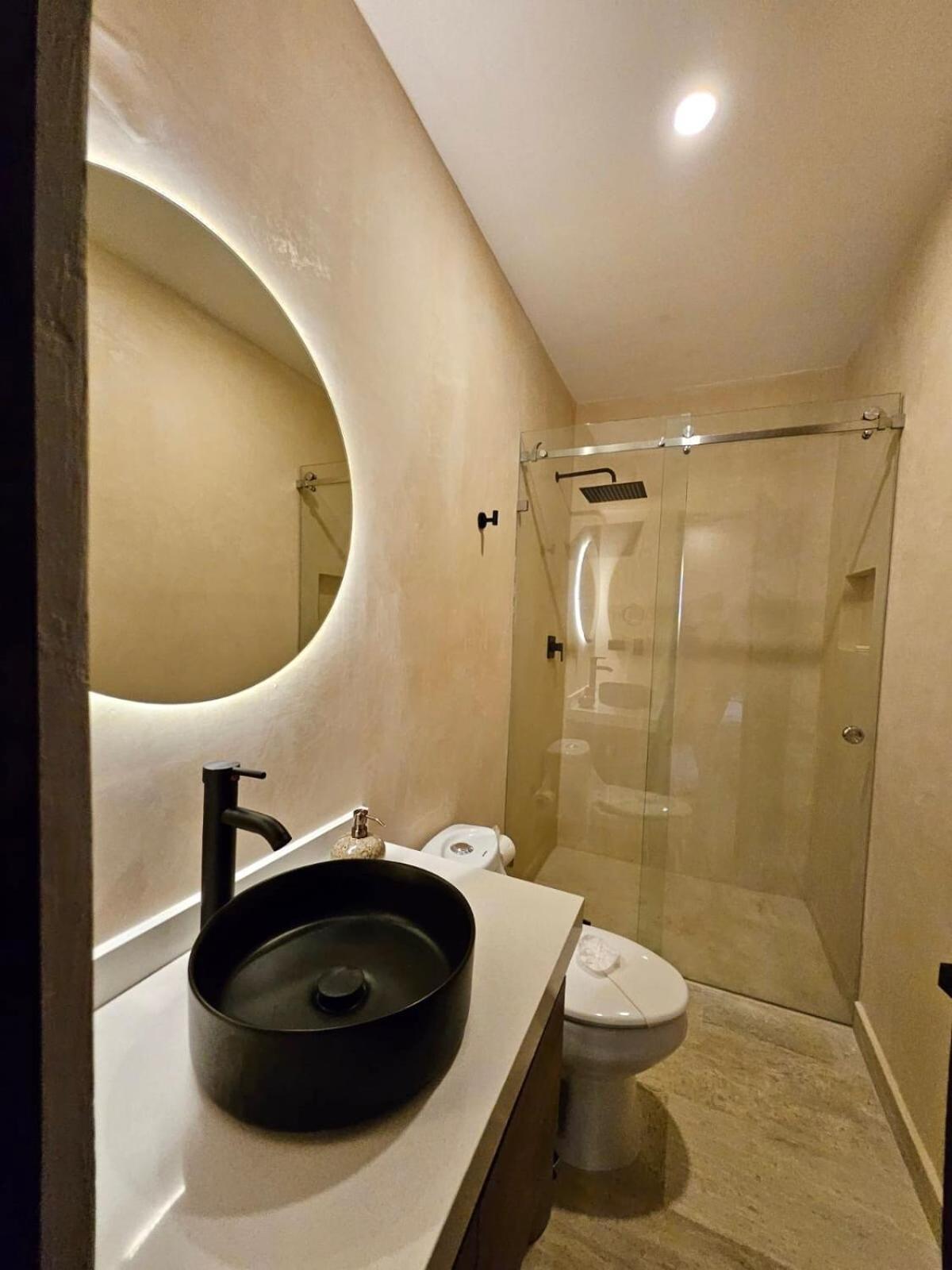 Serenity Luxe Jacuzzi Apartment