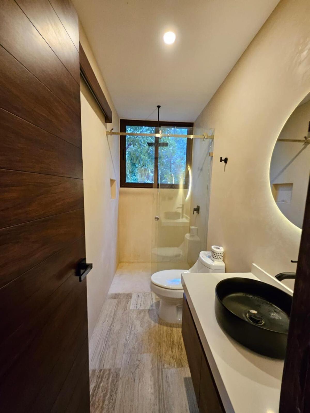 Serenity Luxe Jacuzzi